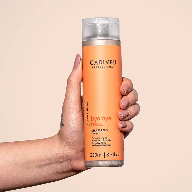 Kit Cadiveu Professional Bye Bye Frizz  Shampoo e Leave-in (2 produtos)
