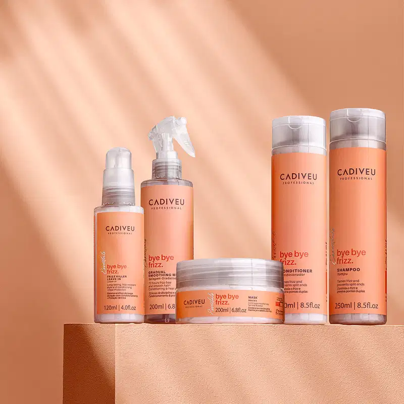 Kit Cadiveu Professional Bye Bye Frizz  Shampoo Leave-in e Máscara (3 produtos)