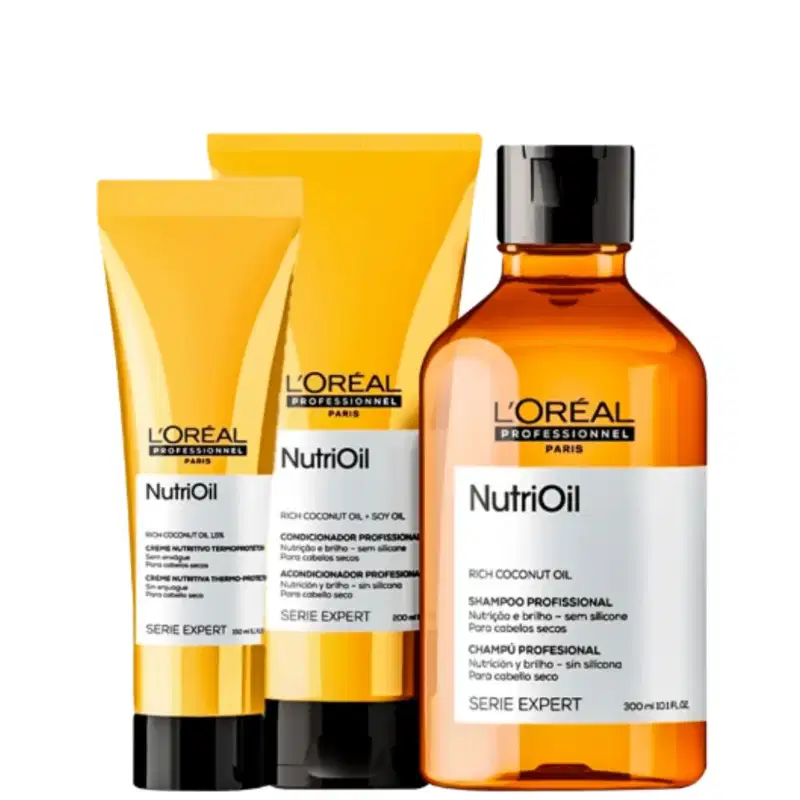 A imagem mostra um kit da L'Oréal Professionnel, com duas bisnagas uma de leave-in e outra de condicionador e um frasco de shampoo. Todos de cor amarelo com rótulo branco e tampa preta.