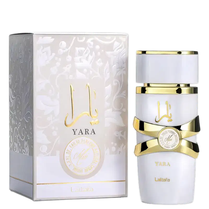 Caixa e frasco de item de perfumaria da marca Lattafa , em cores branca e dourada. A caixa possui padrão decorativo em relevo e o frasco tem formato cilíndrico com rótulo dourado.