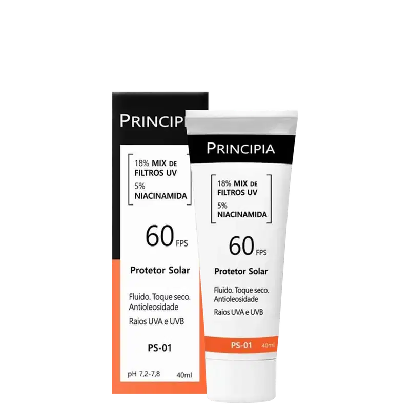 Embalagem preta e branca de protetor solar da marca Principia, com 60 FPS e contendo 18% de filtros UV e 5% de niacinamida. O produto é apresentado em um tubo de 40ml com rótulo informando suas propriedades.