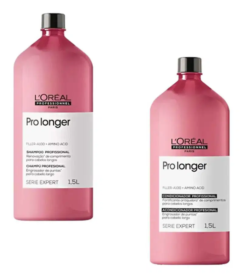 São dois frascos de plástico rígido de shampoo e condicionador com 1,5 litros cada, da linha Serie Expert Pro longer da L'Oréal Professionnel. Os frascos têm um formato cilíndrico e são de cor rosa vibrante.