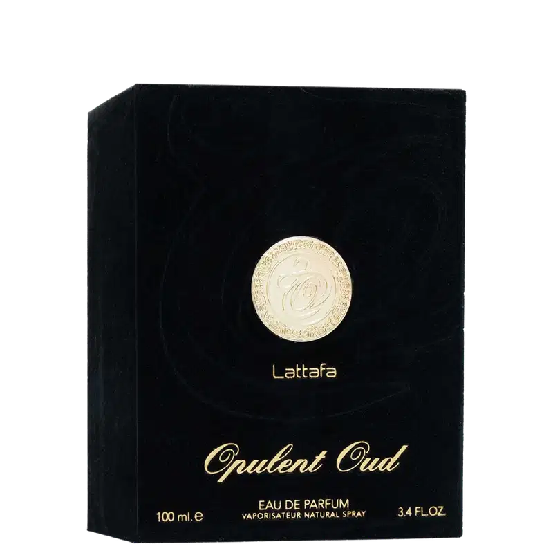 Caixa preta com logotipo dourado da marca Lattafa Perfumes. Contém um frasco de perfume Opulent Oud com 100 ml de volume, apresentado em embalagem de luxo.