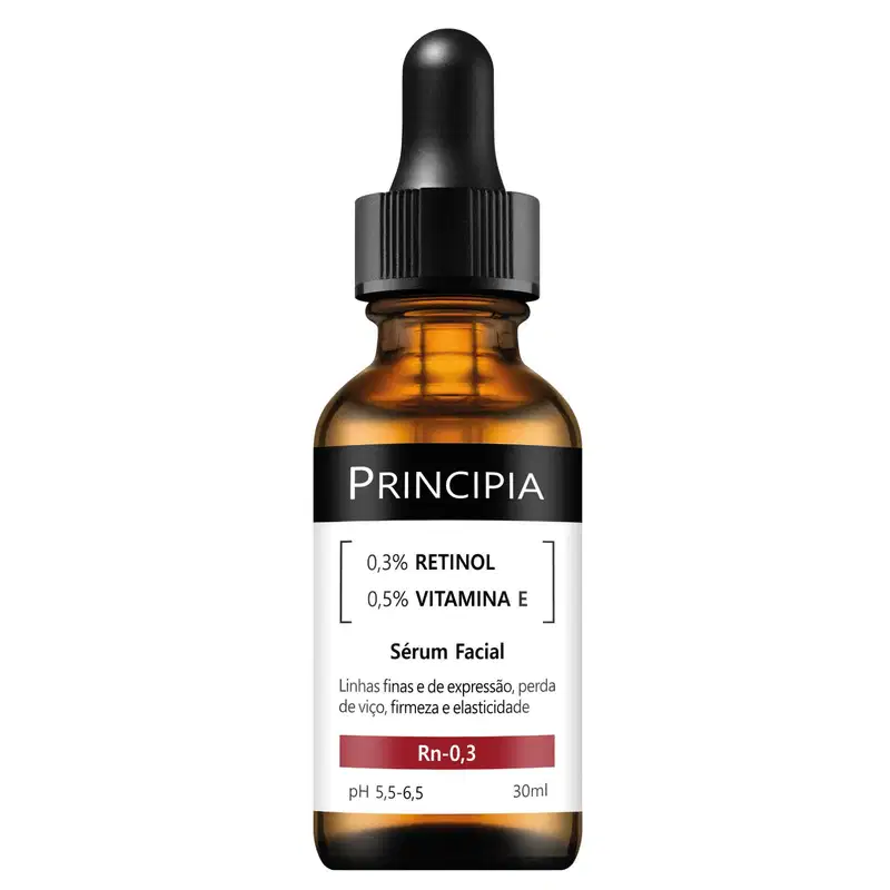 Frasco de vidro âmbar com conta-gotas preto contendo sérum facial da marca Principia, com 0,3% de retinol e 0,5% de vitamina E, indicado para linhas finas, perda de firmeza e elasticidade.