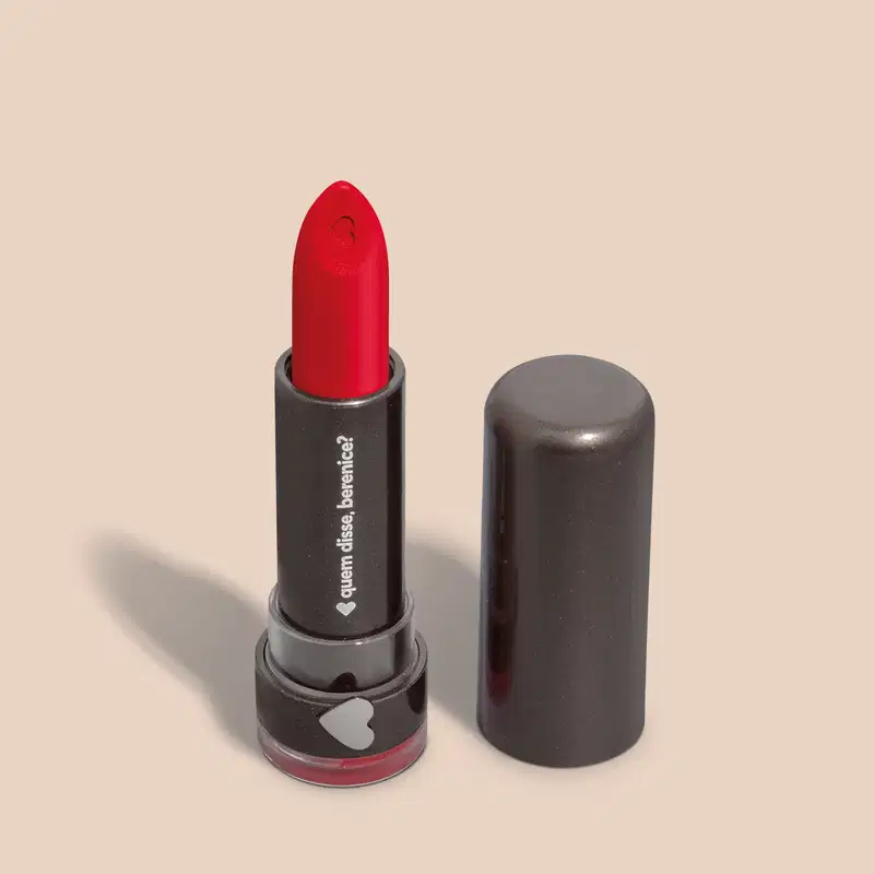 Batom Hidratante Vermelho Framboesita 3,8g