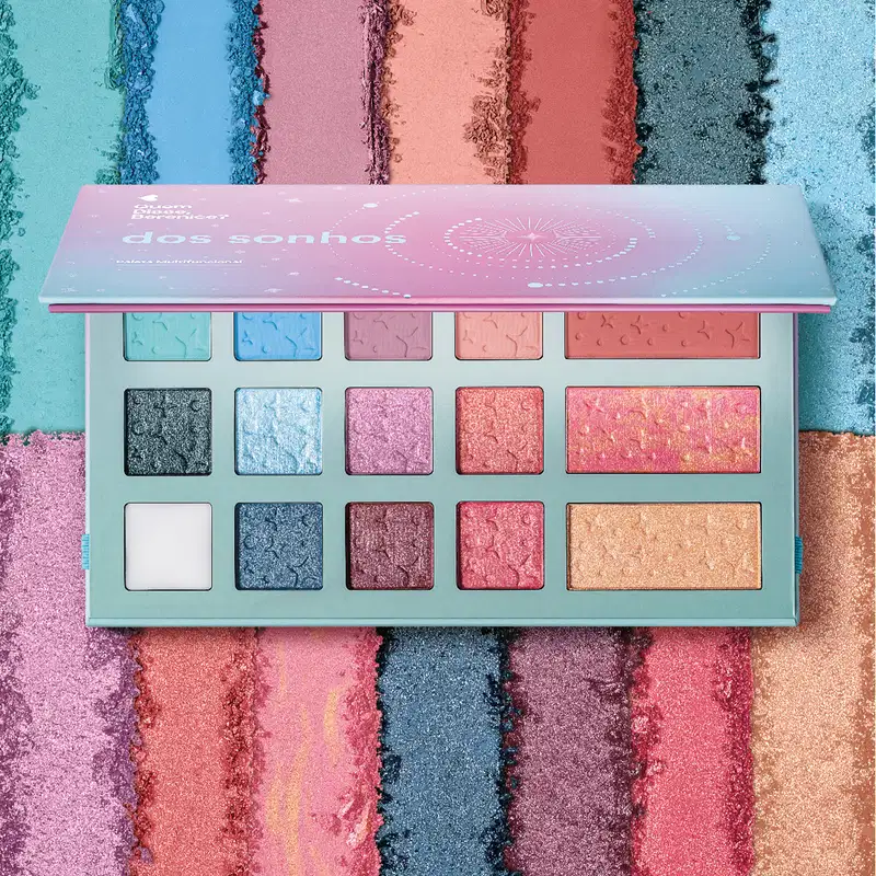 A imagem mostra as cores da Paleta Quem Disse, Berenice? Dos Sonhos com tons azuis, rosas, laranjas em diferentes acabamentos.