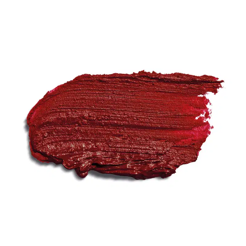 Trata-se de um aplicador uma textura cremosa e brilhante em um tom de vermelho intenso. A embalagem não é visível, mas a cor do produto é predominantemente vermelha, com um acabamento aveludado e brilhante.