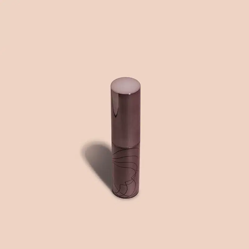 Batom Stick Marrom Castanha Semi-mate Volumão 3,4g