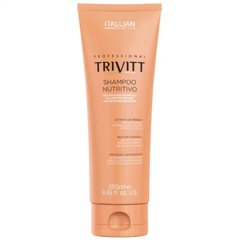 Shampoo nutritivo da marca Trivitt, linha profissional da Itallian Hairtech. Embalagem plástica na cor bege, formato cilíndrico. Volume de 250ml.