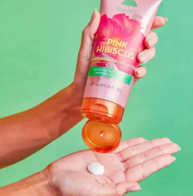 Tree Hut Pink Hibiscus Moisturizing Body Lotion - Loção Corporal 251ml