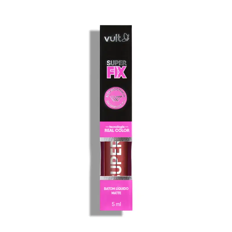 O produto apresentado é um batom líquido matte da marca Vult, da linha Super Fix. O produto está dentro da caixa, que é preta com detalhes em rosa, exibindo o logotipo da marca e o nome do produto.