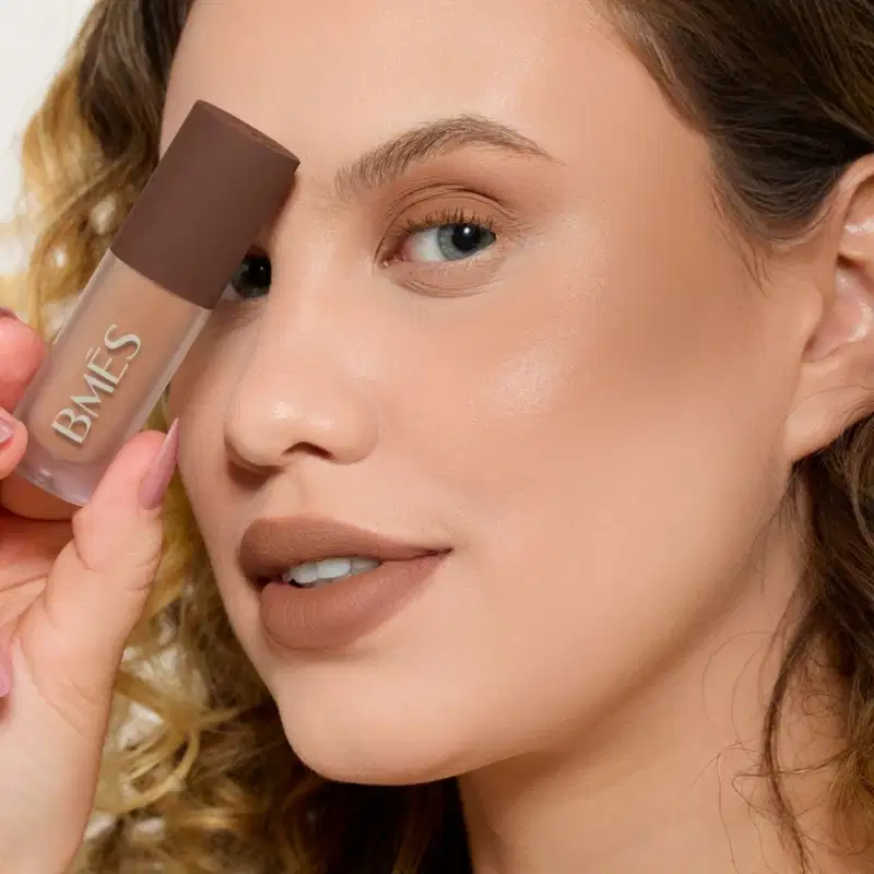 Be Peach Bronzer BMÉS - Batom, Bronzer, Contorno e Sombra Cor:Cacau 40% - Neutro oliva