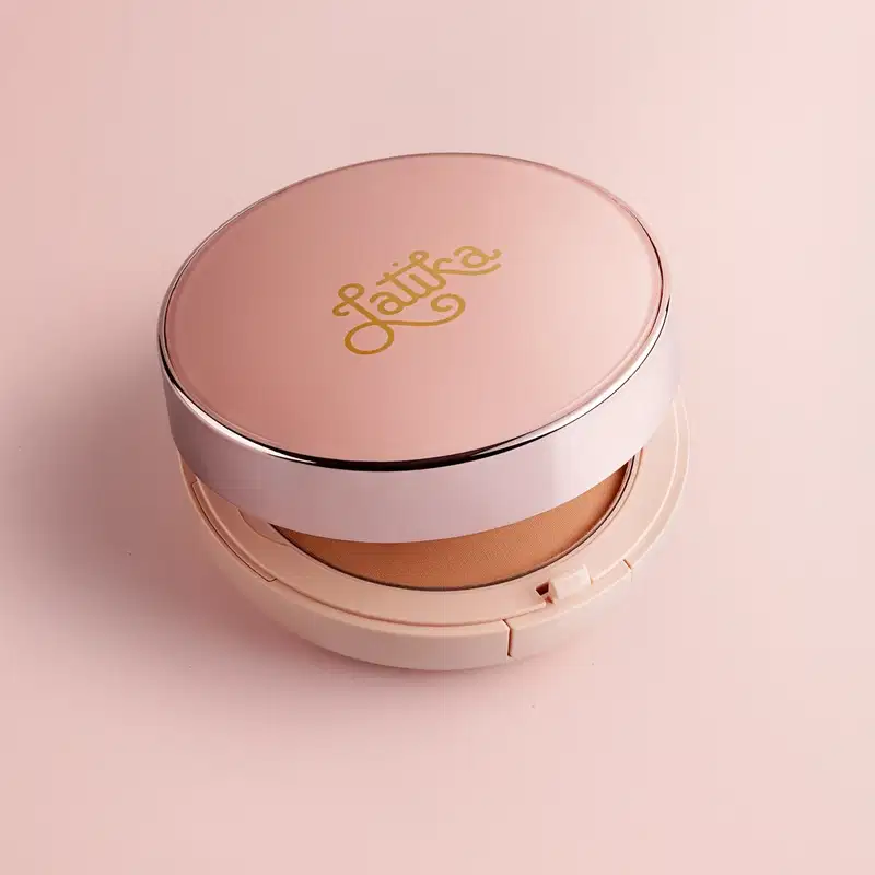 Kit Maquiagem Latika BB Cream FPS 44 + Pó Compacto Powder FPS 30 Maquiagem Facial Cor Bege Médio