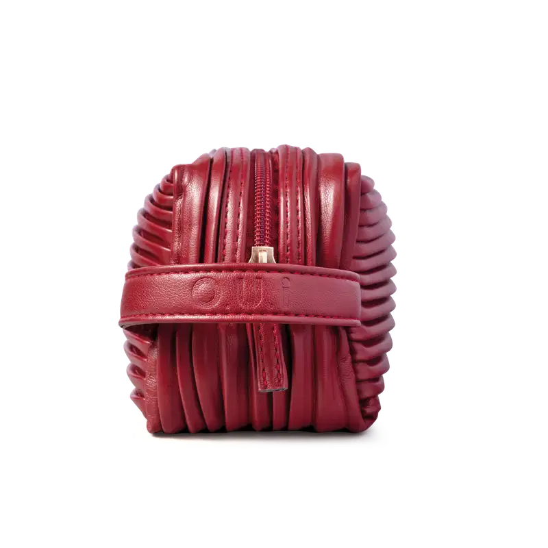 O.U.i Nécessaire Vermelho Com Alça