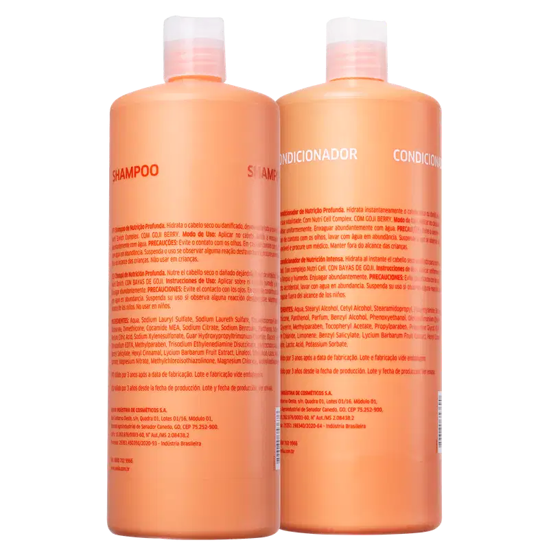 A imagem mostra dois frascos de produtos da linha Wella Professionals. São um shampoo e um condicionador para cabelo, com embalagens iguais na cor laranja. As embalagens são rótulos longos com textos descrevendo os ingredientes e funções de cada produto.