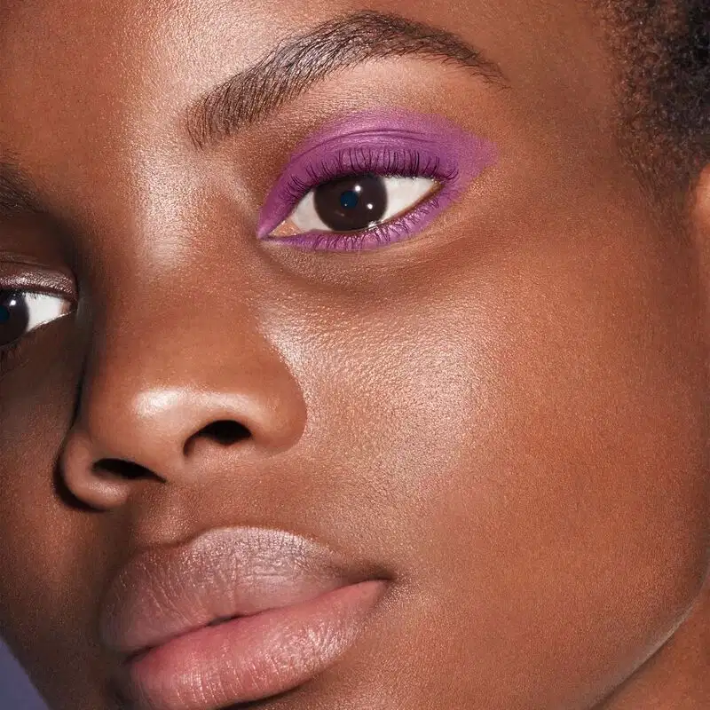 Shiseido Kajal InkArtist 02 Lilac Lotus - Lápis de Olho 0,8g