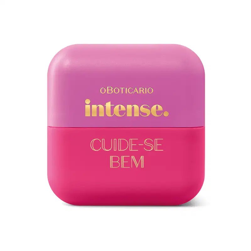 Pote compacto com cantos arredondados em tons de rosa com letras amareladas contendo hidratante labial Intense & Cuide-se Bem Cereja Livre.