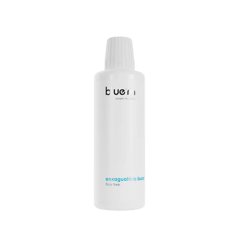 Enxaguatório Bucal da marca BlueM.