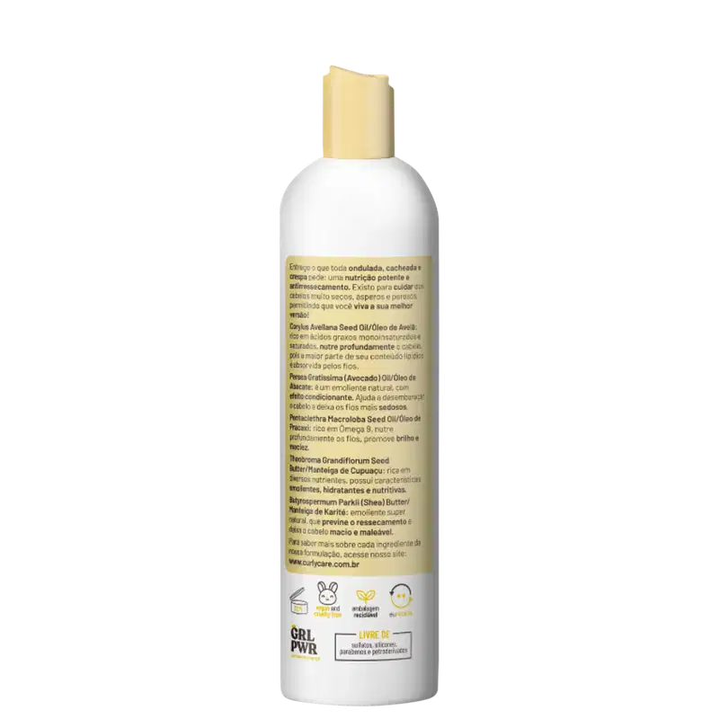 Produto de cuidados capilares para cabelos cacheados e ondulados. Embalagem plástica branca opaca. Rótulo em português listando os ingredientes principais: óleo de abacate, óleo de açaí, óleo de pacari, manteiga de karité.