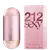 Frasco de perfume Carolina Herrera 212 Sexy, com formato cilíndrico e tampa arredondada, em tons de rosa claro. O rótulo exibe o nome da fragrância em letras prateadas.